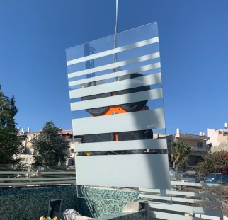 מעקה זכוכית (20)
